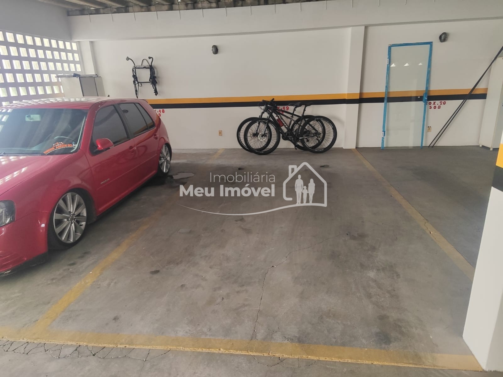 37a0790f-5502-4b02-9300-7b303d9a0cf9